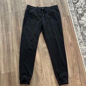 Zyia Womens joggers. Size large. Black.